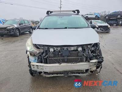 Piąte zdjęcie samochodu w środku: 2015 TOYOTA PRIUS V VIN:JTDZN3EU3FJ019506 - miniatura