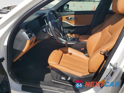 Zdjęcie 7 z 12 samochodu: 2021 BMW 330E VIN:3MW5P7J00M8B69100 - miniatura