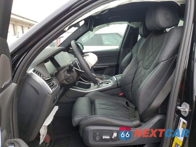 Zdjęcie 7 z 12 samochodu: 2023 BMW X5 XDRIVE45E VIN:5UXTA6C05P9R92228 - miniatura