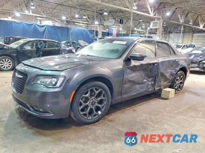 2015 CHRYSLER 300 S 2C3CCAGG3FH814309 - główne zdjęcie licytacji z USA - miniatura