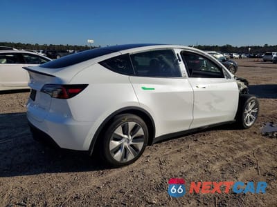 Trzecie zdjęcie samochodu z tyłu: 2021 TESLA MODEL Y VIN:5YJYGDEE5MF065816 - miniatura