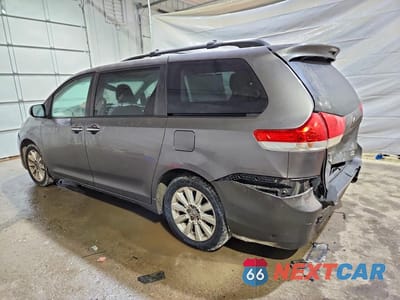 Drugie zdjęcie samochodu z przodu: 2014 TOYOTA SIENNA VIN:5TDDK3DCXES087153 - miniatura