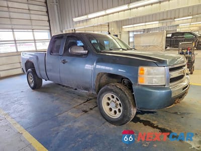 Czwarte zdjęcie samochodu z boku: 2008 CHEVROLET SILVERADO K1500 VIN:2GCEK19CX81243916 - miniatura