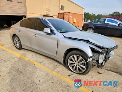 Czwarte zdjęcie samochodu z boku: 2015 INFINITI Q50 BASE VIN:JN1BV7AR0FM407594 - miniatura