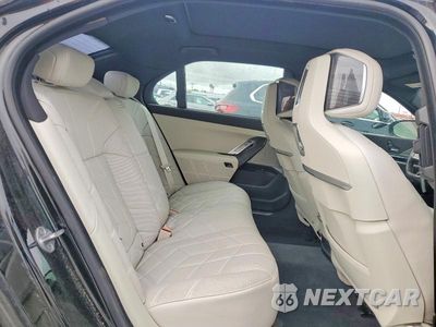Zdjęcie 10 z 12 samochodu: 2023 BMW 760 XI VIN:WBA33EJ05PCN11130 - miniatura