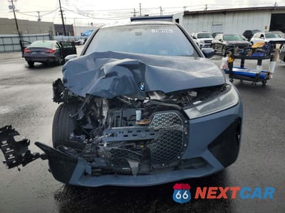 Piąte zdjęcie samochodu w środku: 2024 BMW IX XDRIVE50 VIN:WB523CF07RCN47833 - miniatura