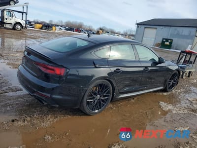 Trzecie zdjęcie samochodu z tyłu: 2019 AUDI RS5 VIN:WUACWCF51KA900521 - miniatura