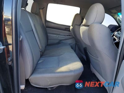 Zdjęcie 10 z 11 samochodu: 2013 TOYOTA TACOMA V6 VIN:5TFLU4EN1DX070777 - miniatura