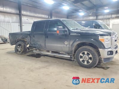 Czwarte zdjęcie samochodu z boku: 2012 FORD F350 SUPER DUTY VIN:1FT8W3BT4CEC76442 - miniatura
