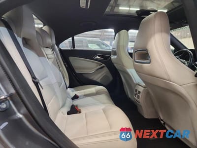 Zdjęcie 10 z 11 samochodu: 2019 MERCEDES-BENZ CLA 250 VIN:WDDSJ4EB0KN734768 - miniatura