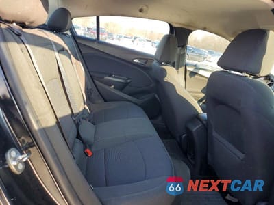 Zdjęcie 10 z 11 samochodu: 2018 CHEVROLET CRUZE LT VIN:1G1BE5SM6J7106686 - miniatura