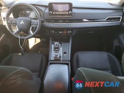 Zdjęcie 8 z 11 samochodu: 2022 MITSUBISHI OUTLANDER ES VIN:JA4J3TA84NZ050592 - miniatura