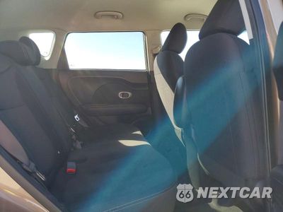 Zdjęcie 10 z 11 samochodu: 2015 KIA SOUL BASE VIN:KNDJN2A20F7166696 - miniatura