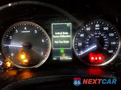 Zdjęcie 9 z 13 samochodu: 2019 LEXUS RC 350 VIN:JTHHZ5BC1K5021585 - miniatura