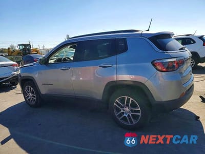 Drugie zdjęcie samochodu z przodu: 2018 JEEP COMPASS LATITUDE VIN:3C4NJCBB1JT503415 - miniatura