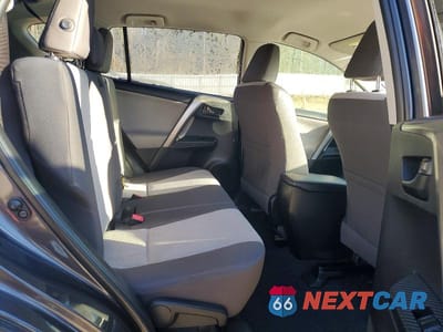 Zdjęcie 11 z 13 samochodu: 2014 TOYOTA RAV4 LE VIN:JTMZFREV0EJ014884 - miniatura