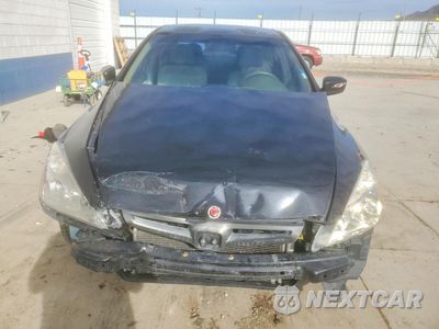 Piąte zdjęcie samochodu w środku: 2004 HONDA ACCORD LX VIN:1HGCM56314A174175 - miniatura