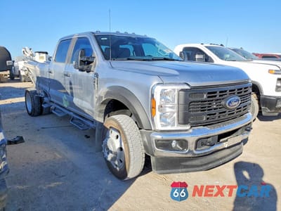 Czwarte zdjęcie samochodu z boku: 2024 FORD F450 SUPER DUTY VIN:1FT8W4DT8REF85987 - miniatura