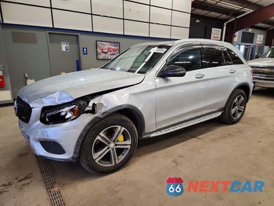 2016 MERCEDES-BENZ GLC 300 4MATIC WDC0G4KB8GF087813 - główne zdjęcie licytacji z USA - miniatura