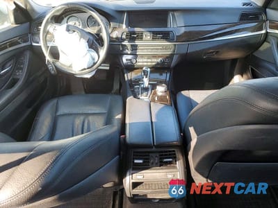 Zdjęcie 8 z 12 samochodu: 2015 BMW 528 XI VIN:WBA5A7C52FD626909 - miniatura