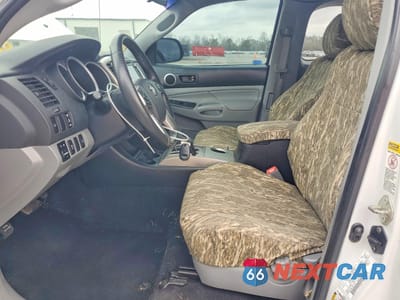 Zdjęcie 7 z 13 samochodu: 2014 TOYOTA TACOMA VIN:5TFUU4EN5EX091184 - miniatura