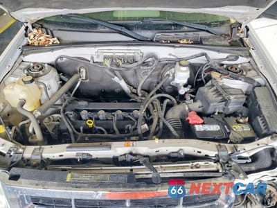 Zdjęcie 11 z 12 samochodu: 2010 FORD ESCAPE XLT VIN:1FMCU0D77AKC76105 - miniatura