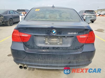 Zdjęcie 6 z 11 samochodu: 2009 BMW 328 I VIN:WBAPH73559A174240 - miniatura