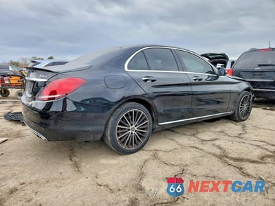 Trzecie zdjęcie samochodu z tyłu: 2019 MERCEDES-BENZ C 300 4MATIC VIN:55SWF8EB3KU305528 - miniatura
