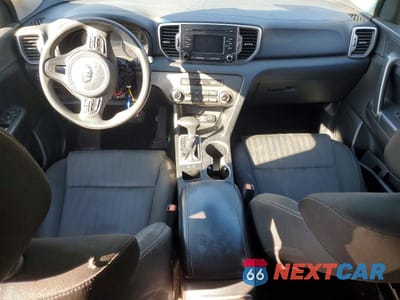 Zdjęcie 8 z 11 samochodu: 2017 KIA SPORTAGE LX VIN:KNDPM3AC2H7292928 - miniatura