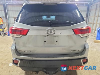 Zdjęcie 6 z 13 samochodu: 2018 TOYOTA HIGHLANDER LIMITED VIN:5TDDZRFH3JS825327 - miniatura