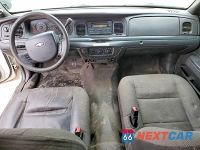 Zdjęcie 8 z 14 samochodu: 2006 FORD CROWN VICTORIA POLICE INTERCEPTOR VIN:2FAHP71W96X154667 - miniatura