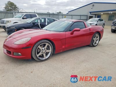 2005 CHEVROLET CORVETTE 1G1YY24U255114735 - główne zdjęcie licytacji z USA - miniatura