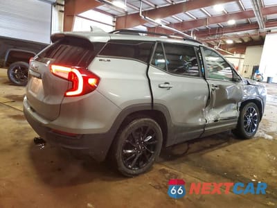 Trzecie zdjęcie samochodu z tyłu: 2023 GMC TERRAIN SLE VIN:3GKALMEG9PL157021 - miniatura