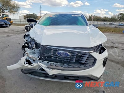 Piąte zdjęcie samochodu w środku: 2025 FORD ESCAPE ACTIVE VIN:1FMCU0GN6SUA97733 - miniatura