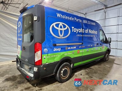 Trzecie zdjęcie samochodu z tyłu: 2019 FORD TRANSIT T-250 VIN:1FTYR2CM8KKB46544 - miniatura