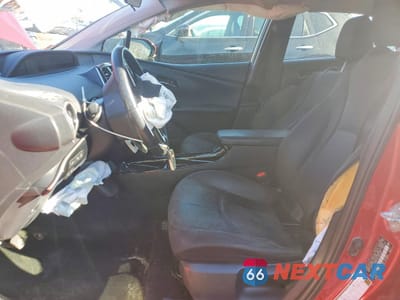 Zdjęcie 7 z 14 samochodu: 2018 TOYOTA PRIUS THREE VIN:JTDKARFU8J3064503 - miniatura