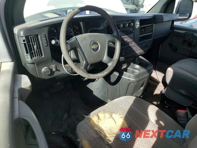 Zdjęcie 8 z 13 samochodu: 2011 CHEVROLET EXPRESS 2500 DELIVERY VAN VIN:1GCWGFCA0B1189078 - miniatura