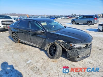 Czwarte zdjęcie samochodu z boku: 2018 HONDA ACCORD EXL VIN:1HGCV1F50JA052300 - miniatura