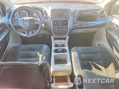 Zdjęcie 8 z 14 samochodu: 2016 DODGE GRAND CARAVAN SXT VIN:2C4RDGCG7GR270551 - miniatura