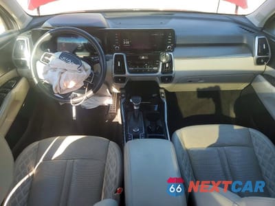 Zdjęcie 8 z 12 samochodu: 2021 KIA SORENTO VIN:5XYRK4LFXMG068315 - miniatura