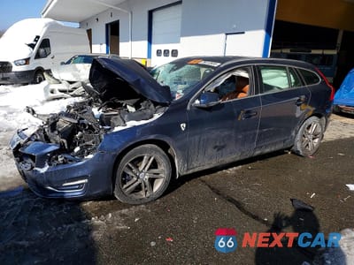 Główne zdjęcie samochodu: 2015 VOLVO V60 PREMIER+ VIN:YV140MEC4F1204521 - miniatura