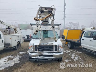 Zdjęcie 6 z 12 samochodu: 2019 FORD E450 CABLE PLACER BUCKET TRUCK VIN:1FDXE4FS1KDC17144 - miniatura