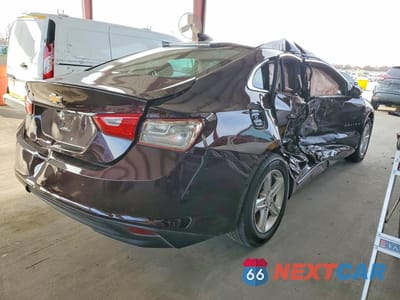 Trzecie zdjęcie samochodu z tyłu: 2021 CHEVROLET MALIBU LS VIN:1G1ZC5ST9MF055643 - miniatura