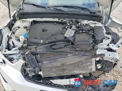 Zdjęcie 12 z 13 samochodu: 2021 VOLVO XC40 T5 R-DESIGN VIN:YV4162UM0M2613299 - miniatura