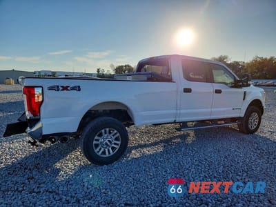 Trzecie zdjęcie samochodu z tyłu: 2017 FORD F350 SUPER DUTY VIN:1FT8W3BT8HEB29788 - miniatura