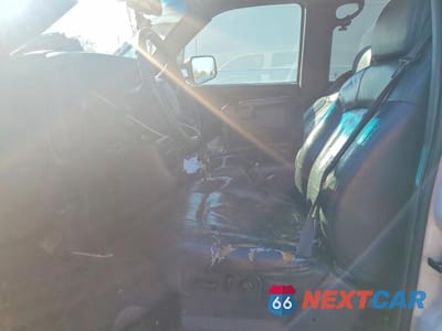 Zdjęcie 7 z 12 samochodu: 2002 CHEVROLET SILVERADO K3500 VIN:1GCJK331X2F167406 - miniatura
