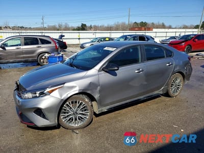 2023 KIA FORTE GT-LINE 3KPF54AD3PE551349 - główne zdjęcie licytacji z USA - miniatura