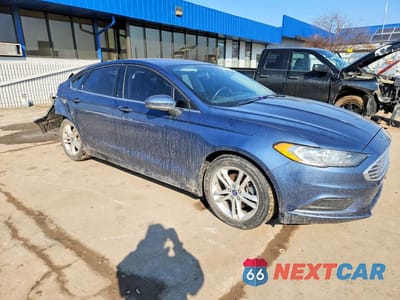 Czwarte zdjęcie samochodu z boku: 2018 FORD FUSION SE VIN:3FA6P0HD1JR149571 - miniatura