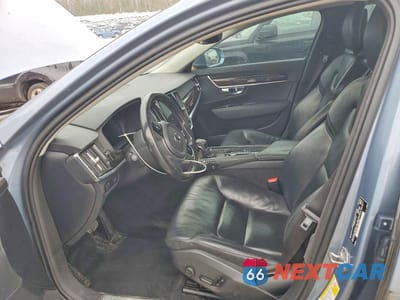 Zdjęcie 7 z 12 samochodu: 2018 VOLVO S90 T5 MOMENTUM VIN:LVY982MK9JP017209 - miniatura