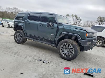 Czwarte zdjęcie samochodu z boku: 2024 GMC HUMMER SUV 3X VIN:1GKB0RDC7RU101550 - miniatura